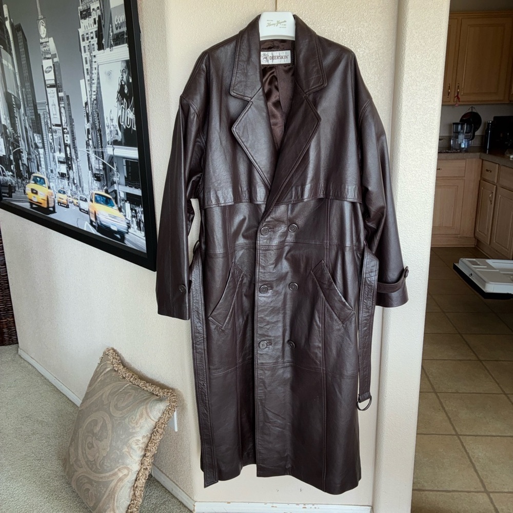 Deerskin Trading Post Leather Trench coat, Chocolate brown, Belted. Unisex. 1X - Picture 4 of 17